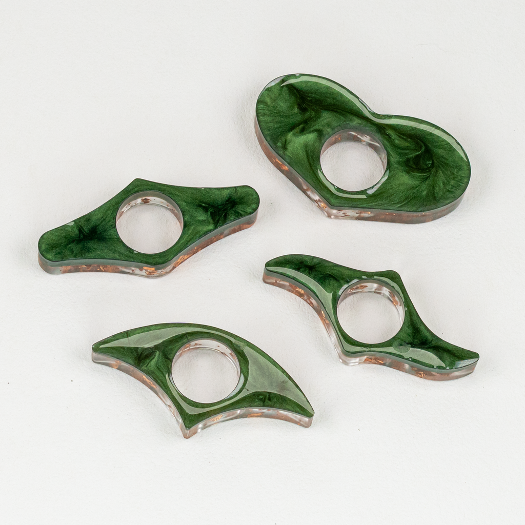 Huntress & Copper Page Spreaders